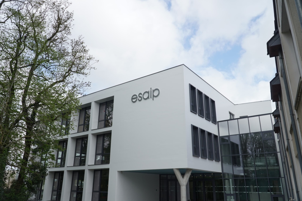 esaip-new-bat
